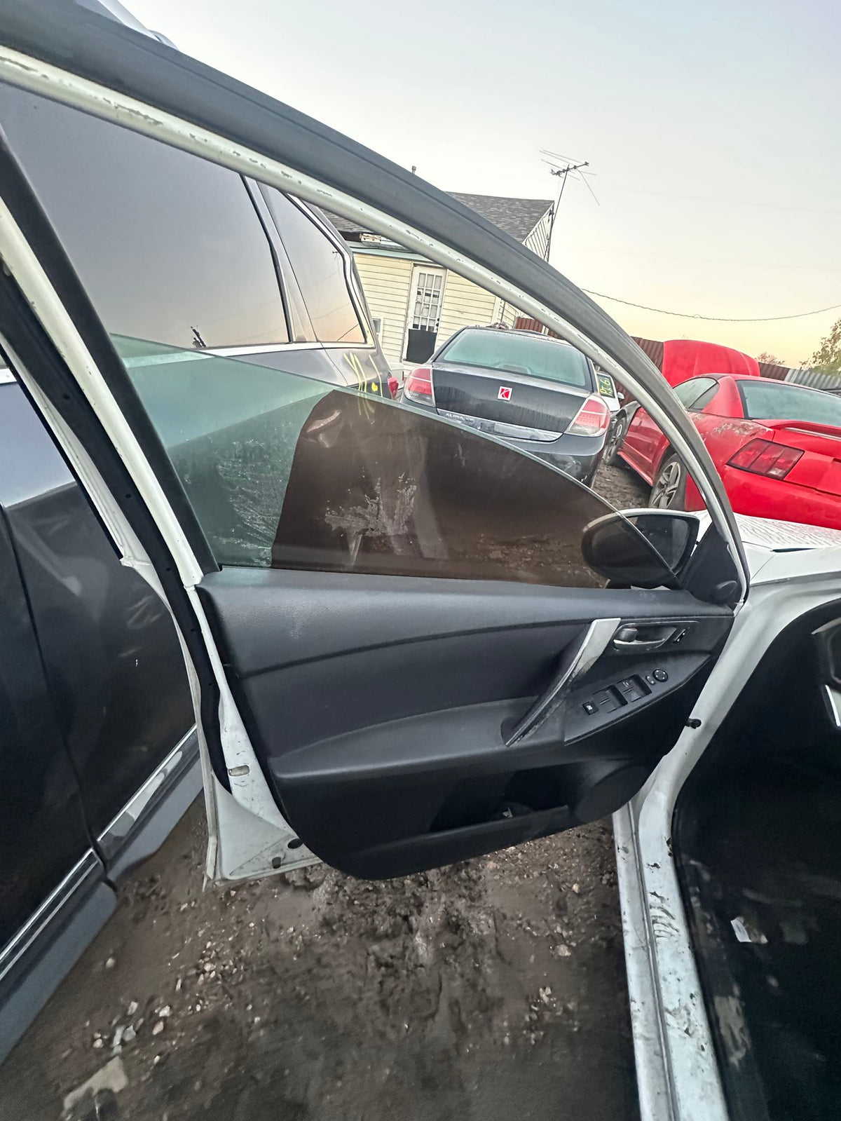 CA_VEHICLE_MEDIA:13203596199:3294159982
