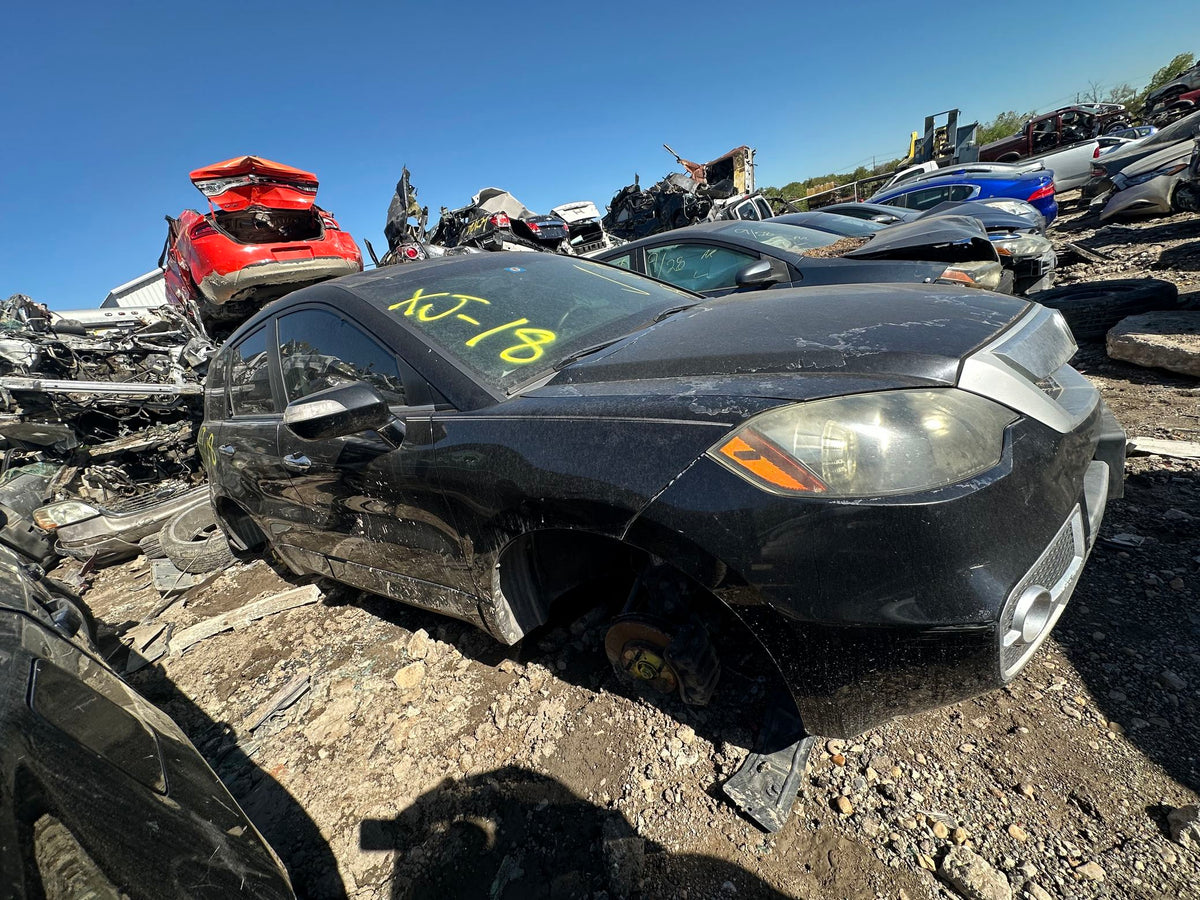CA_VEHICLE_MEDIA:13203598398:3301577440