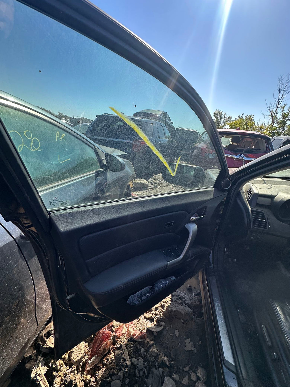 CA_VEHICLE_MEDIA:13203598398:3301577823