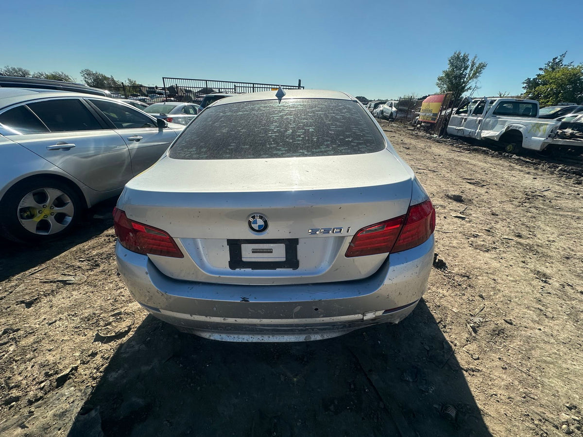 CA_VEHICLE_MEDIA:13203598400:3301640439