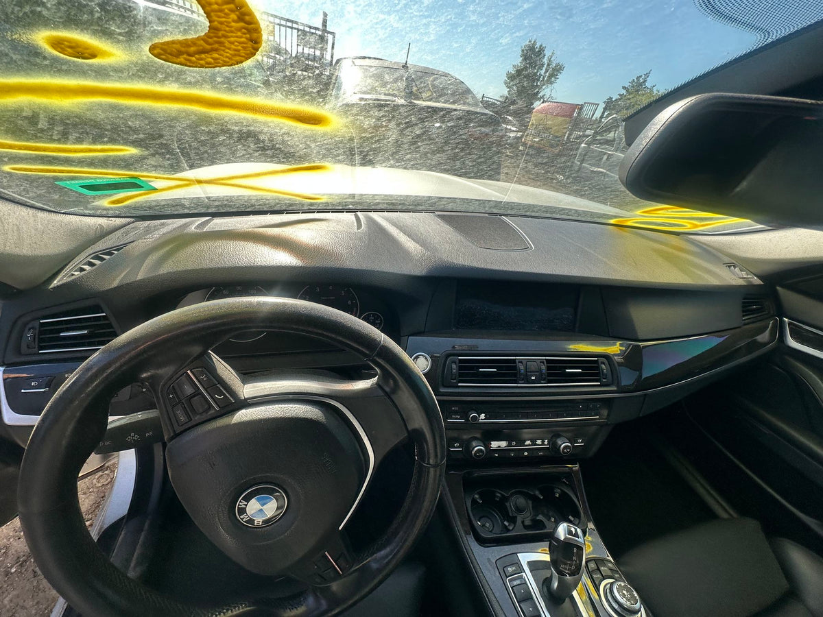 CA_VEHICLE_MEDIA:13203598400:3301640456