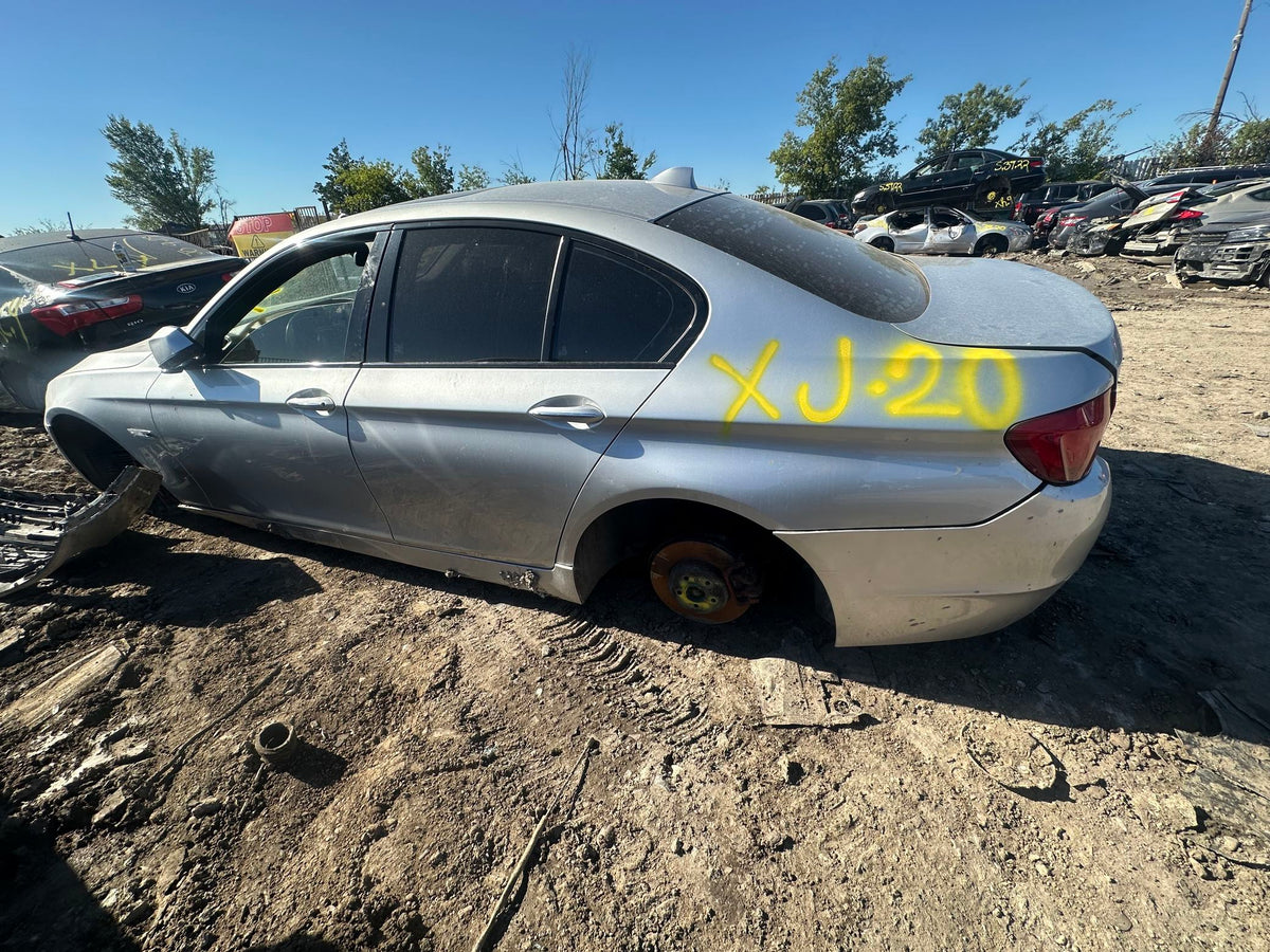 CA_VEHICLE_MEDIA:13203598400:3301640482