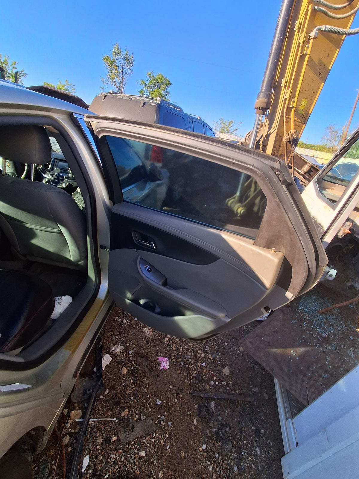 CA_VEHICLE_MEDIA:13203598401:3298608616