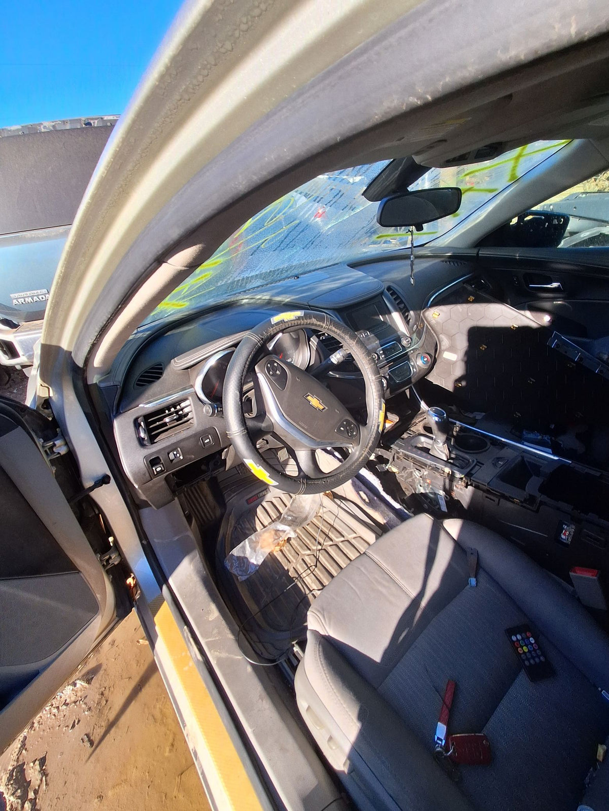 CA_VEHICLE_MEDIA:13203598401:3298608865