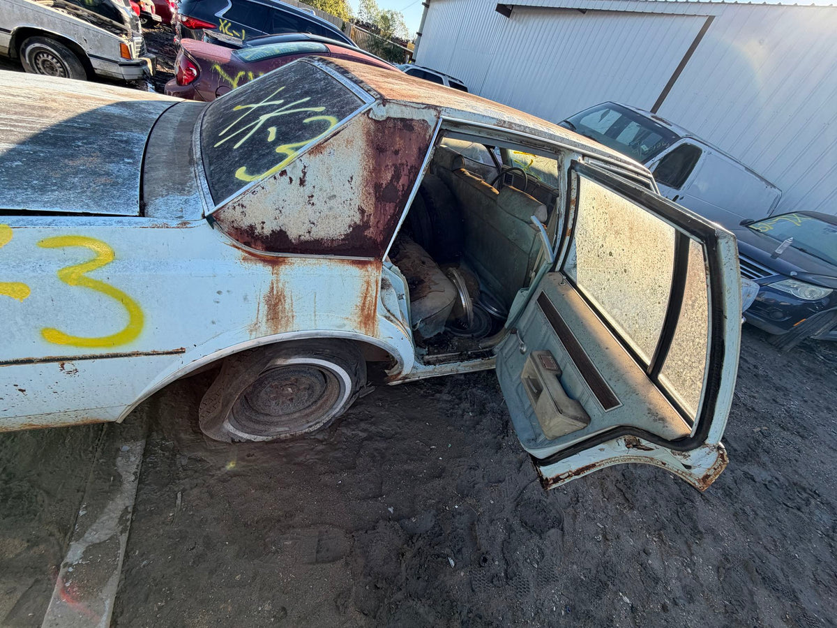 CA_VEHICLE_MEDIA:13203598403:3293753489
