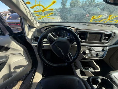 CA_VEHICLE_MEDIA:13203598404:3299286044