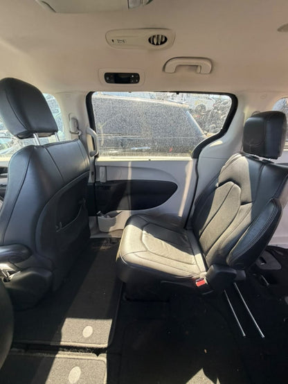 CA_VEHICLE_MEDIA:13203598404:3300631617