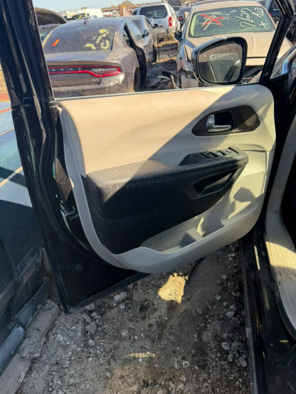 CA_VEHICLE_MEDIA:13203598404:3300631920