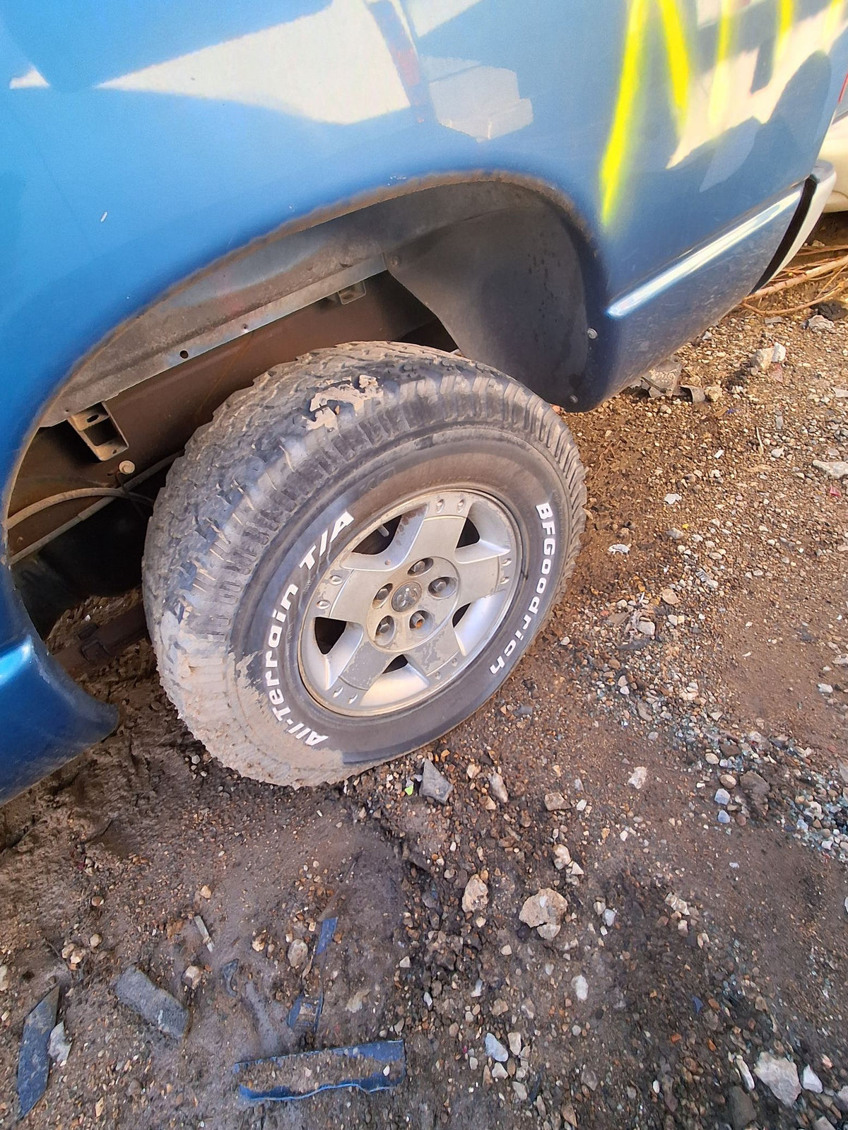 CA_VEHICLE_MEDIA:13203598407:3298644655
