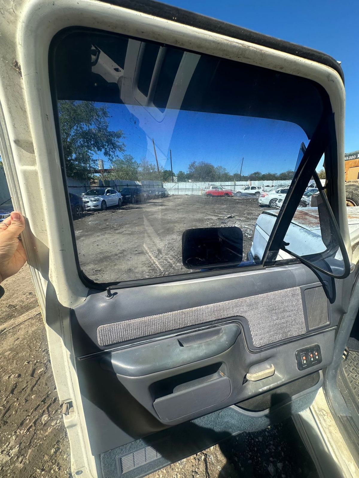 CA_VEHICLE_MEDIA:13203598410:3294589889