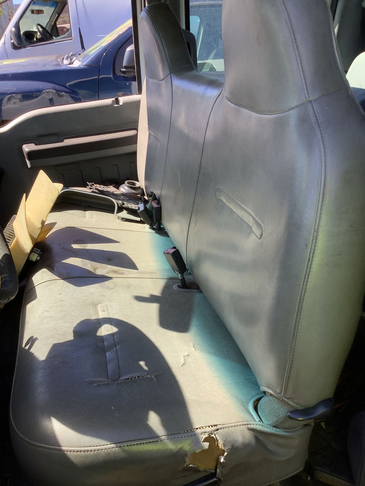 CA_VEHICLE_MEDIA:13203598411:3295203012