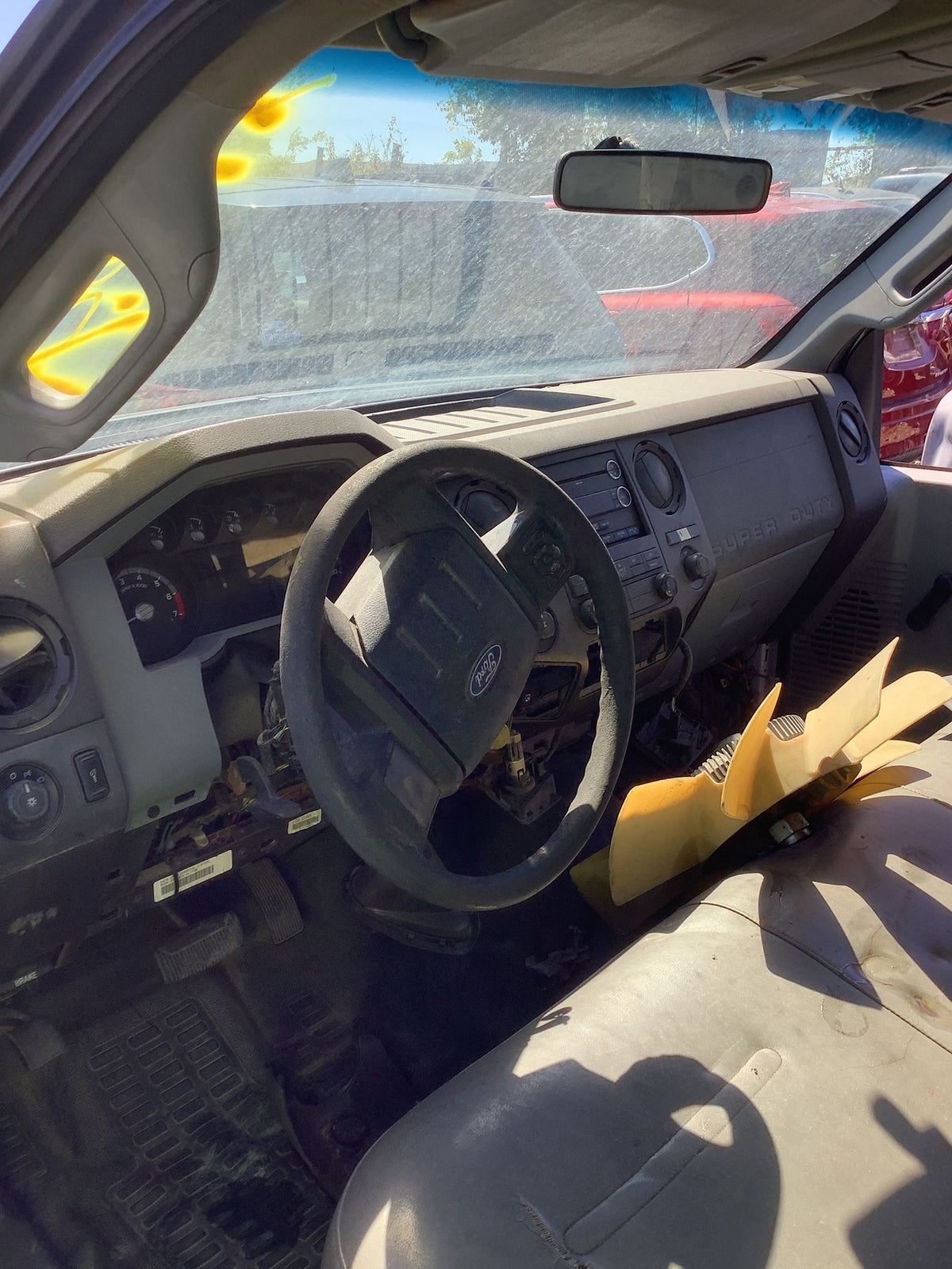 CA_VEHICLE_MEDIA:13203598411:3295203025