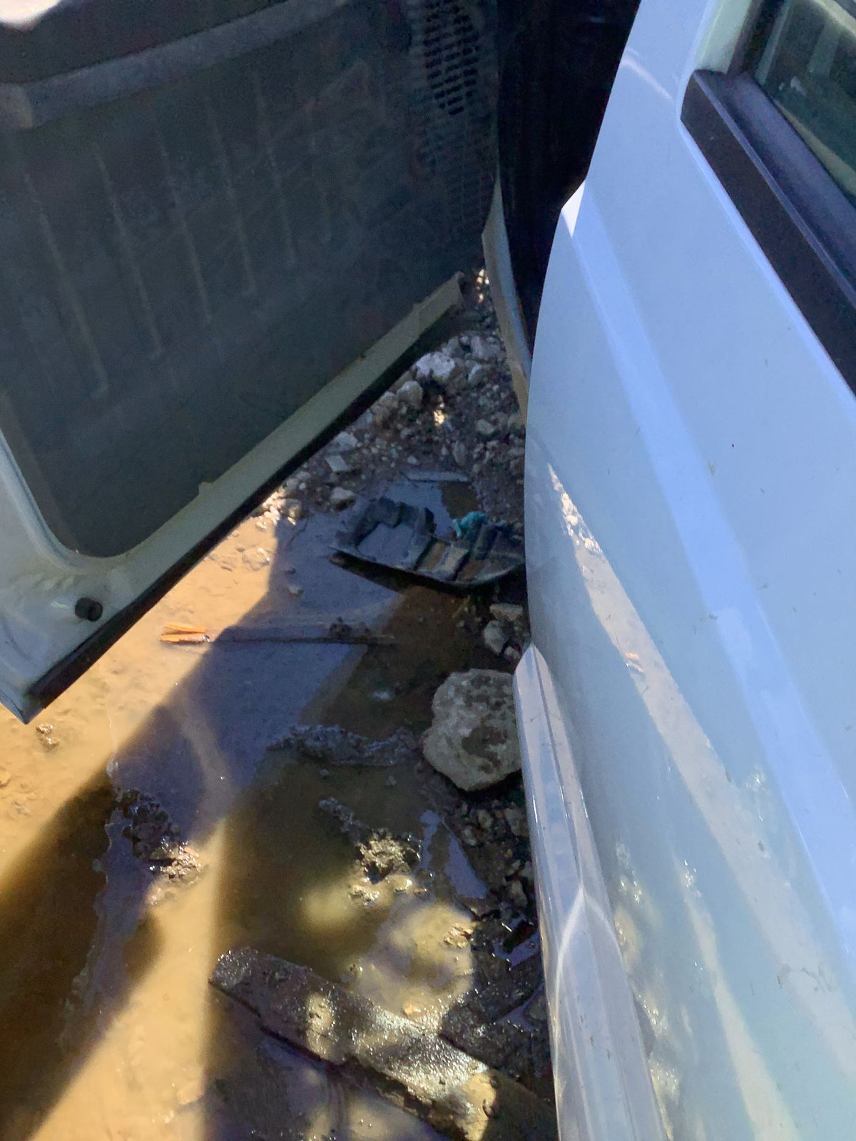 CA_VEHICLE_MEDIA:13203598411:3295203038