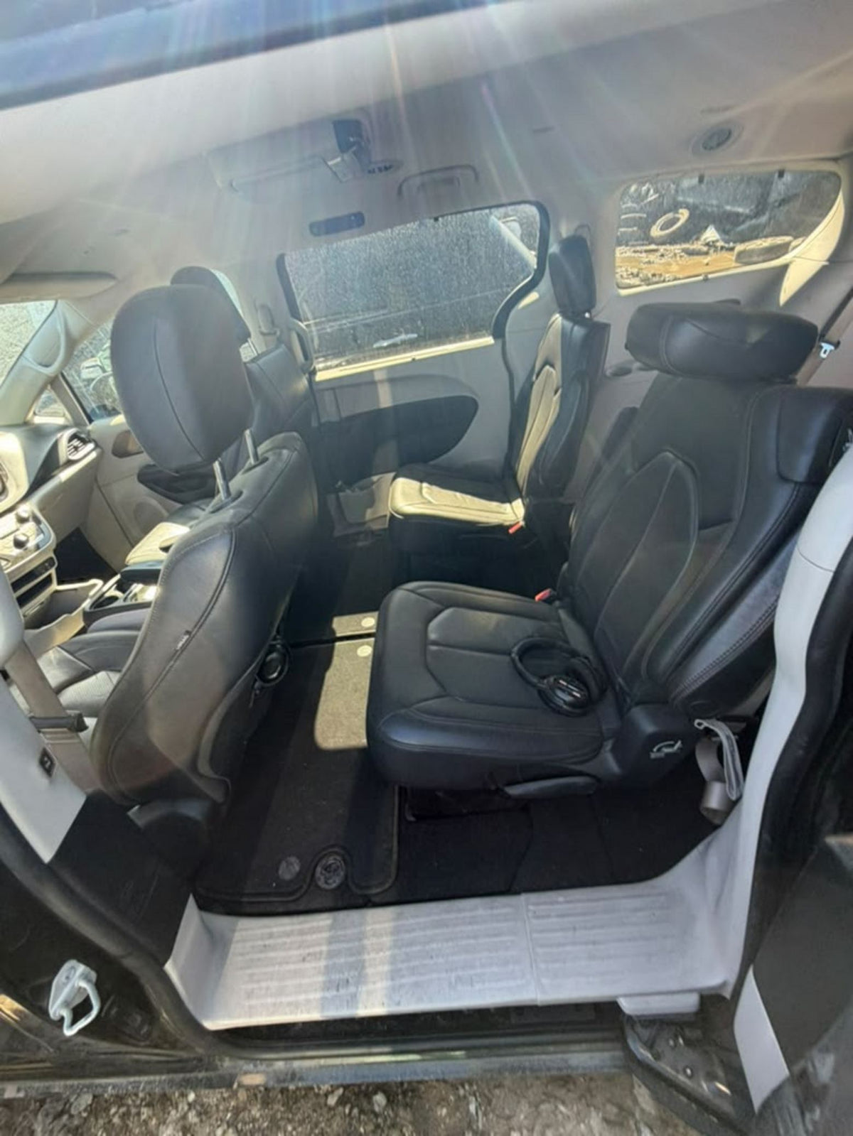 CA_VEHICLE_MEDIA:13203598430:3300656349