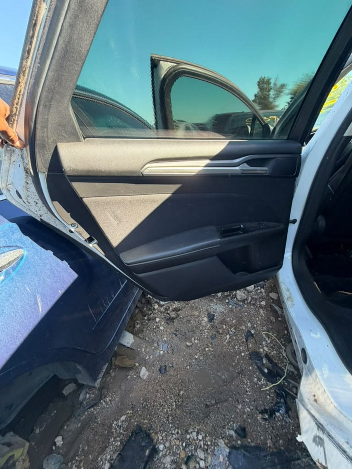 CA_VEHICLE_MEDIA:13203598430:3300656404