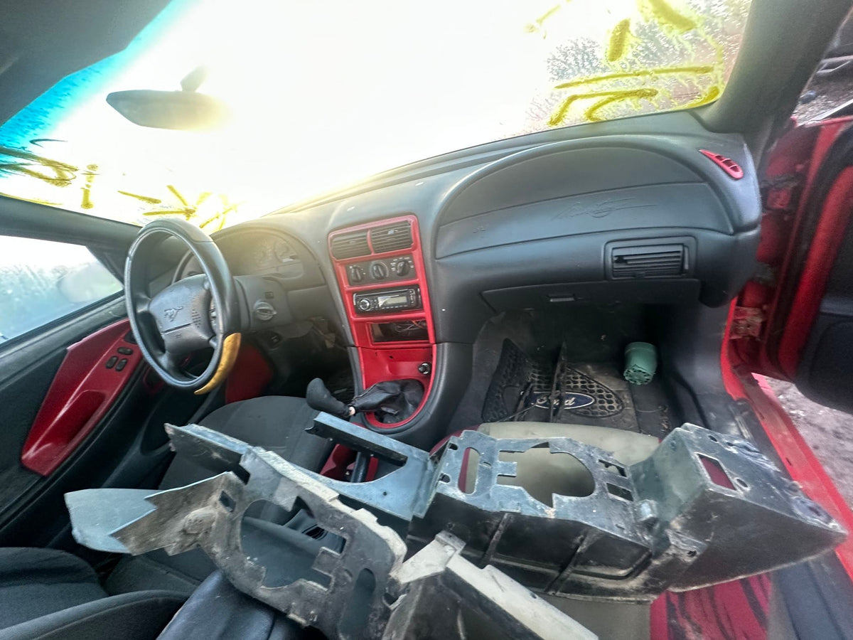 CA_VEHICLE_MEDIA:13203598433:3294323252