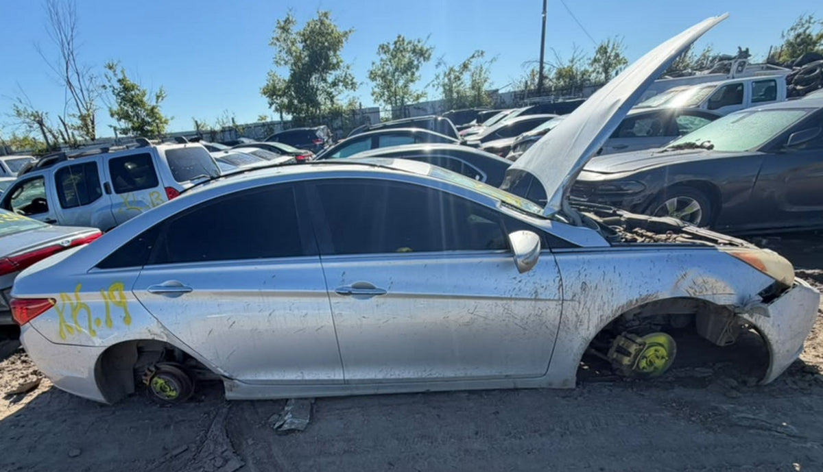 CA_VEHICLE_MEDIA:13203598437:3299290008
