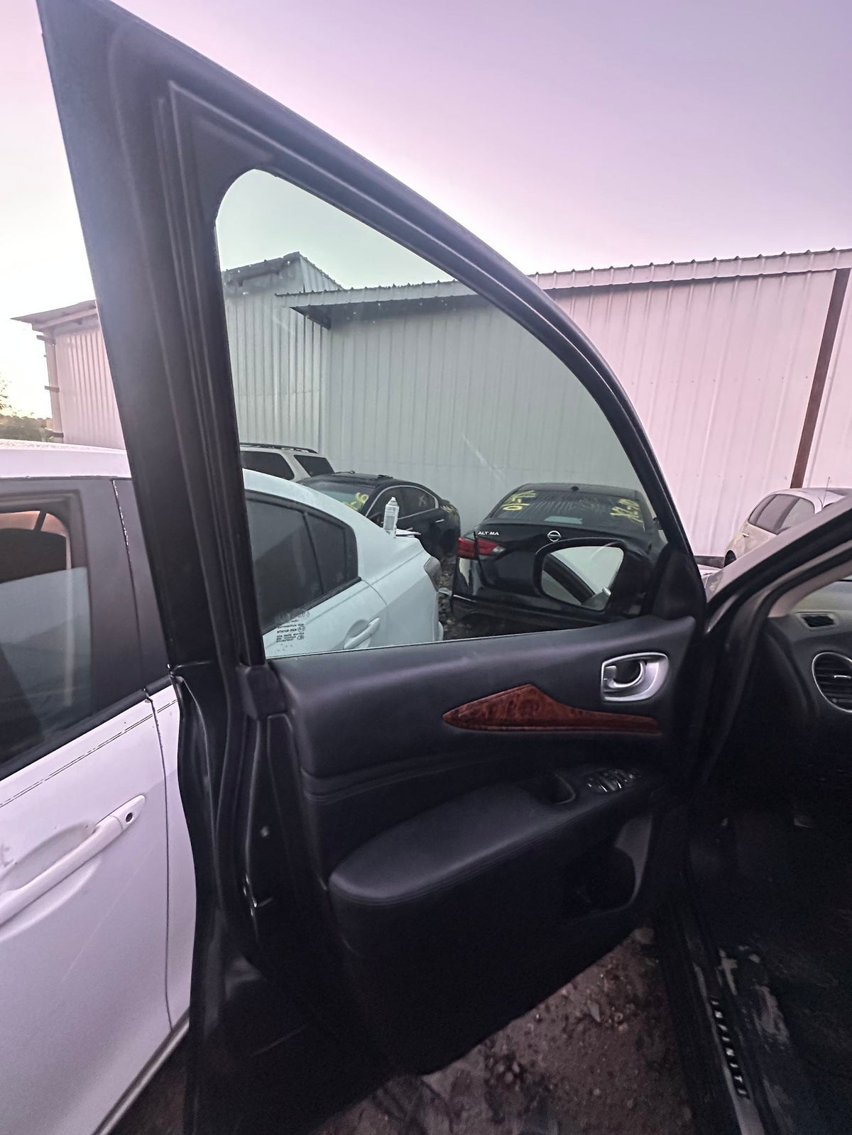 CA_VEHICLE_MEDIA:13203598529:3294029902
