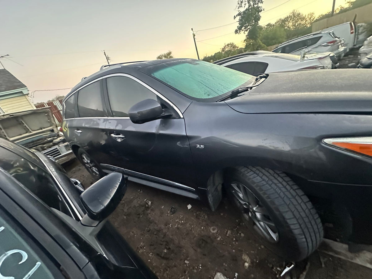 CA_VEHICLE_MEDIA:13203598529:3294030925