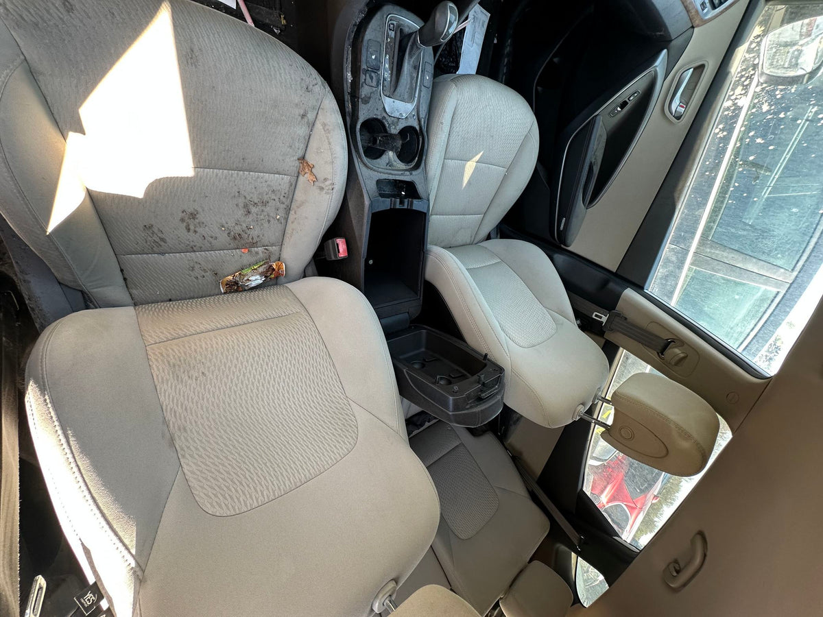 CA_VEHICLE_MEDIA:13203598578:3301448875