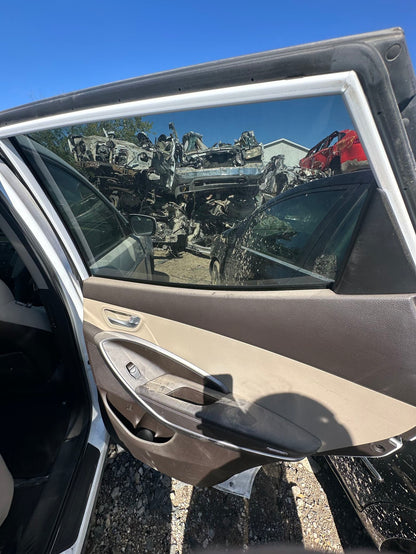 CA_VEHICLE_MEDIA:13203598578:3301459336