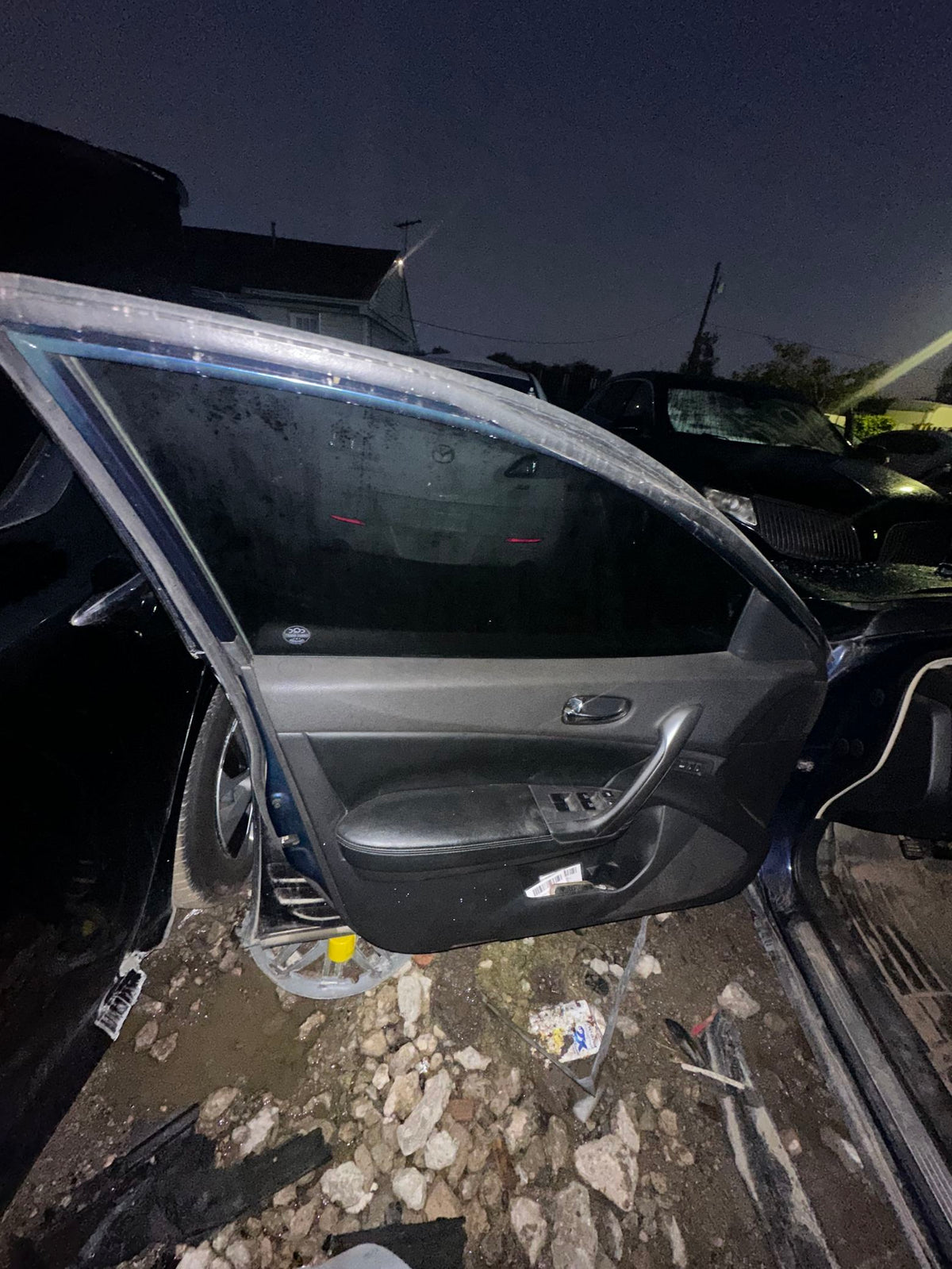 CA_VEHICLE_MEDIA:13203598580:3293905145