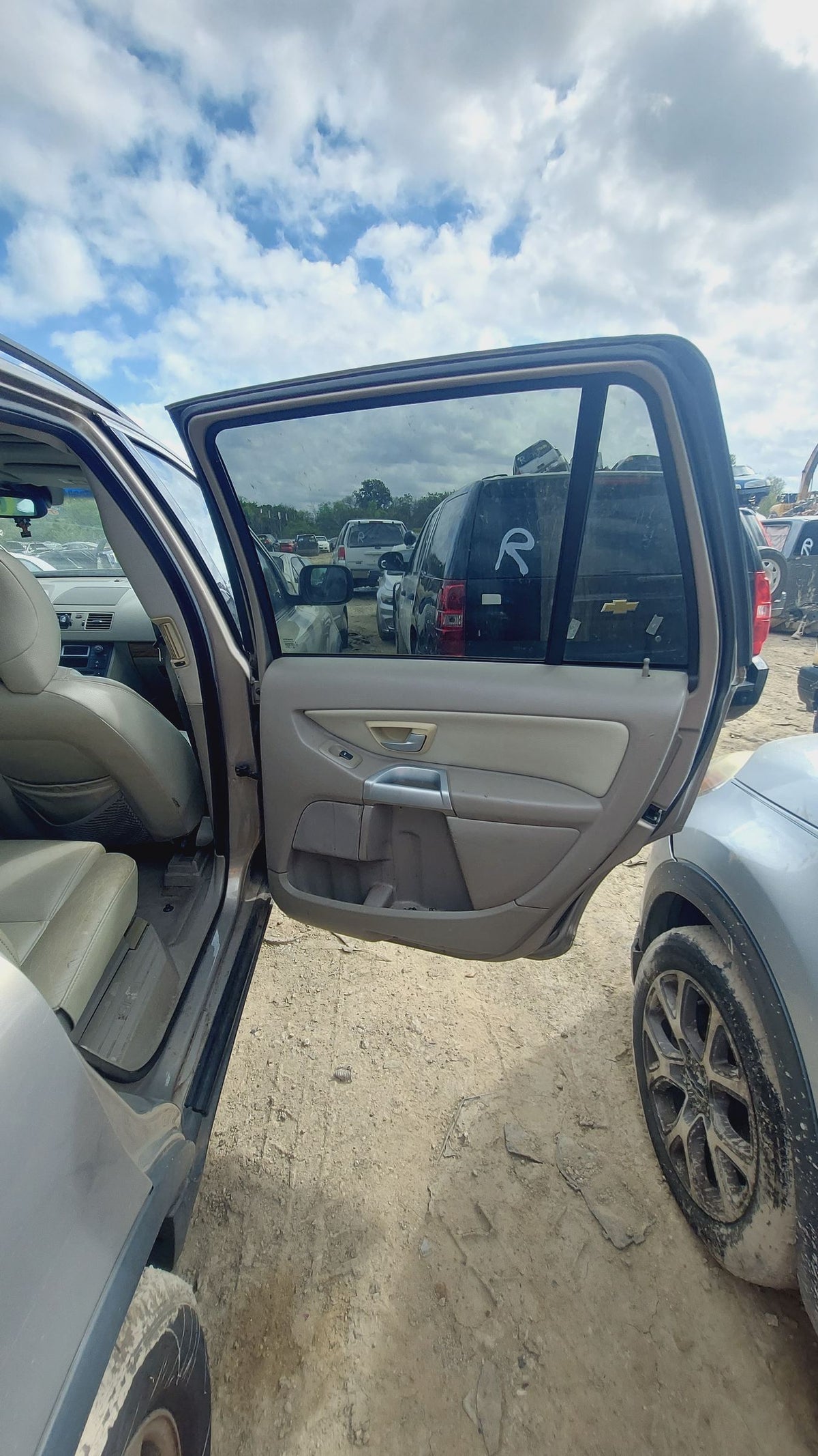 CA_VEHICLE_MEDIA:13262445498:3311393857