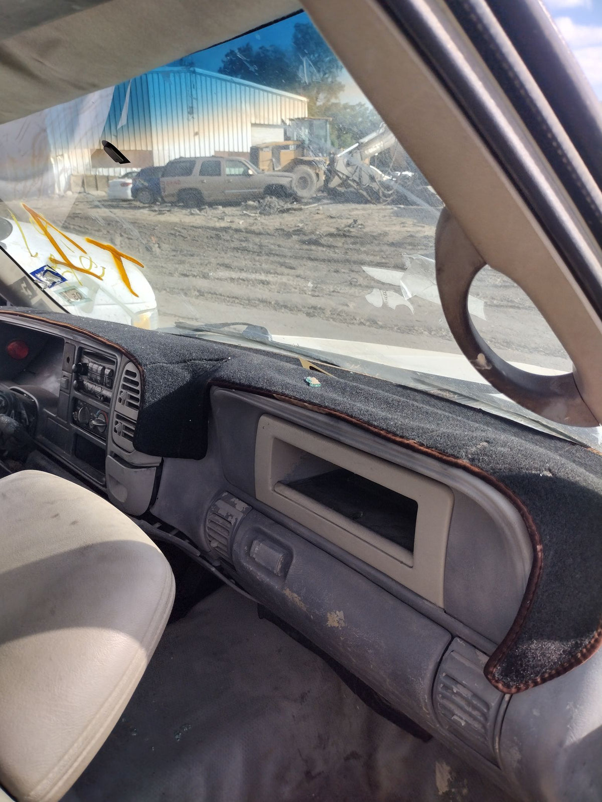 CA_VEHICLE_MEDIA:13262452332:3311121345