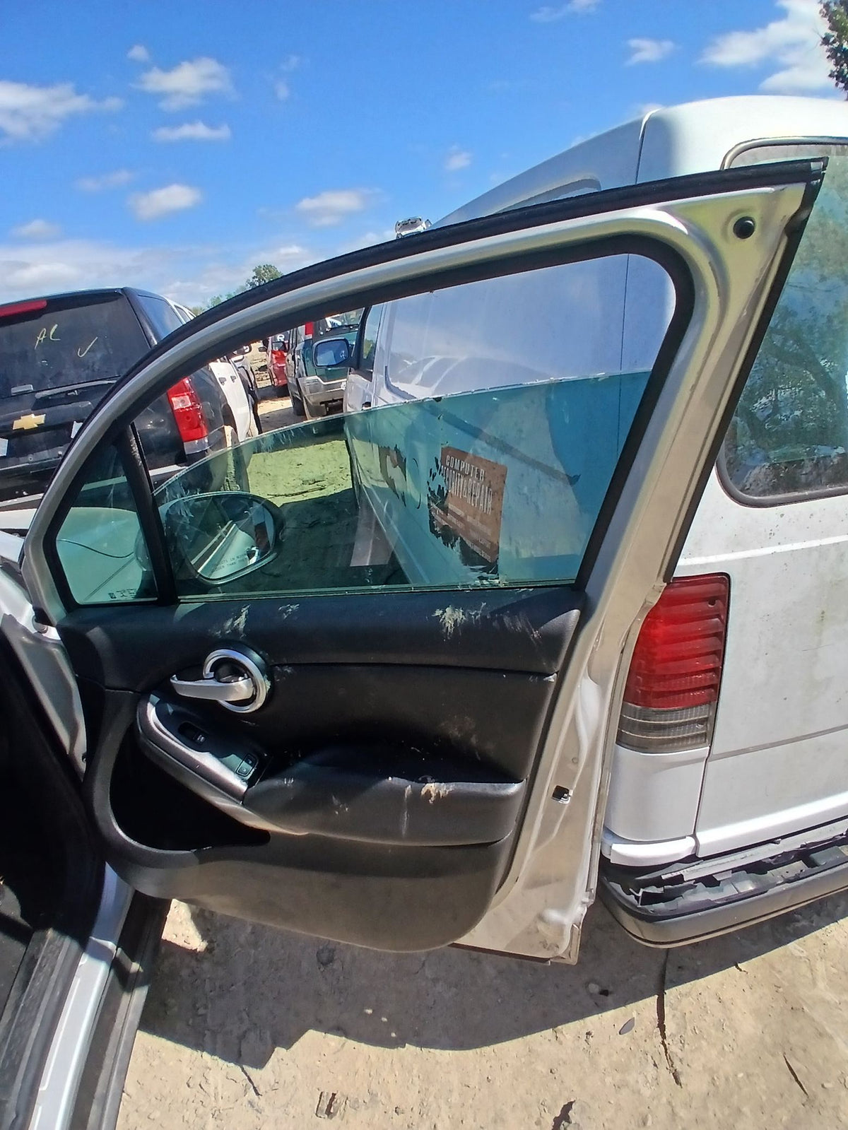 CA_VEHICLE_MEDIA:13262469889:3311798551