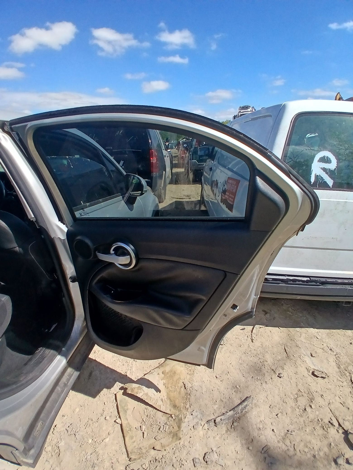 CA_VEHICLE_MEDIA:13262469889:3311800558