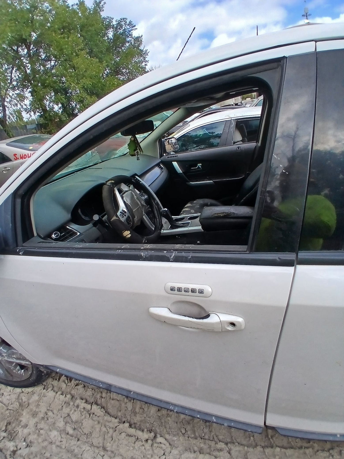 CA_VEHICLE_MEDIA:13262469890:3311303260