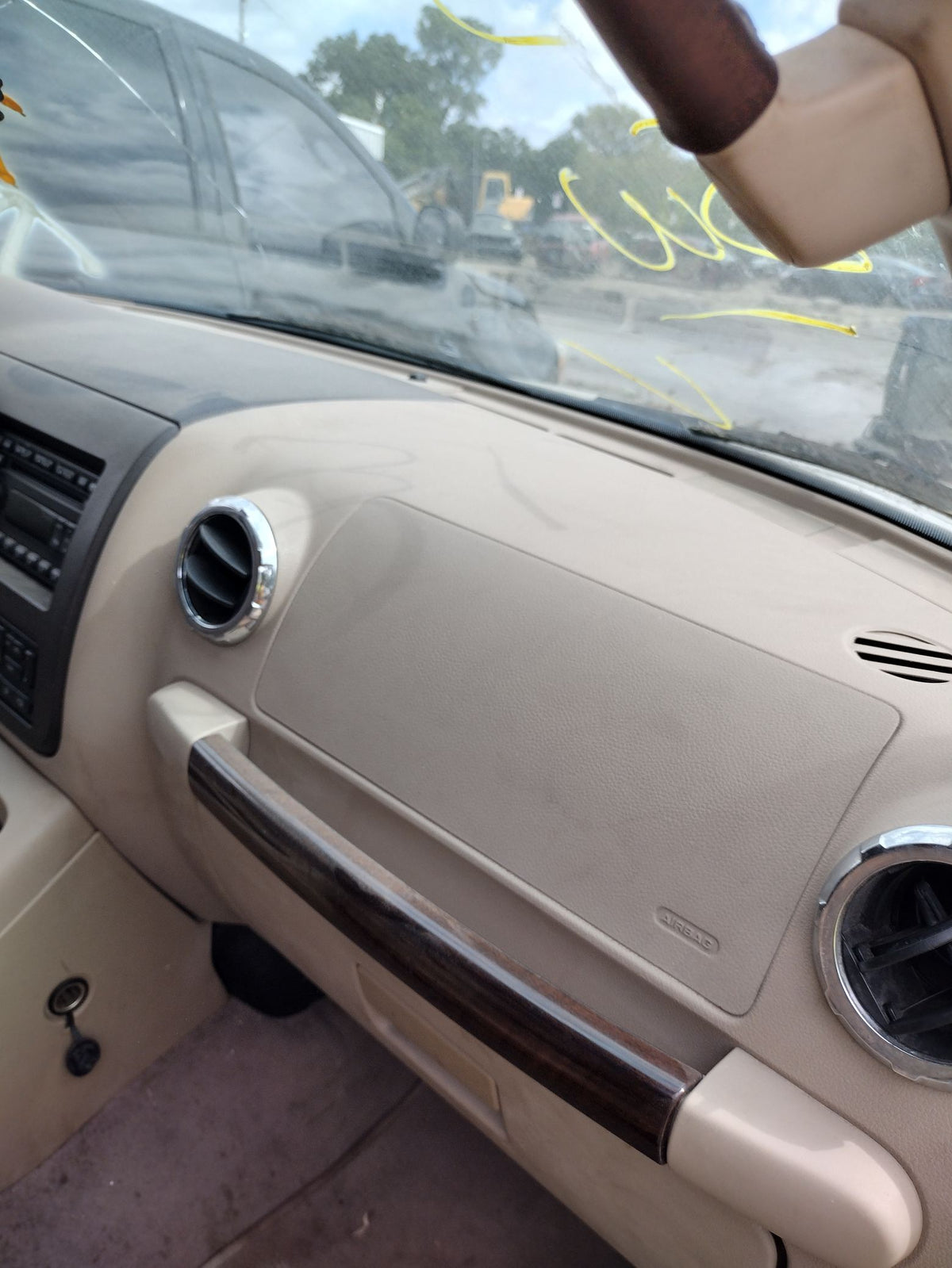 CA_VEHICLE_MEDIA:13262469893:3311392783
