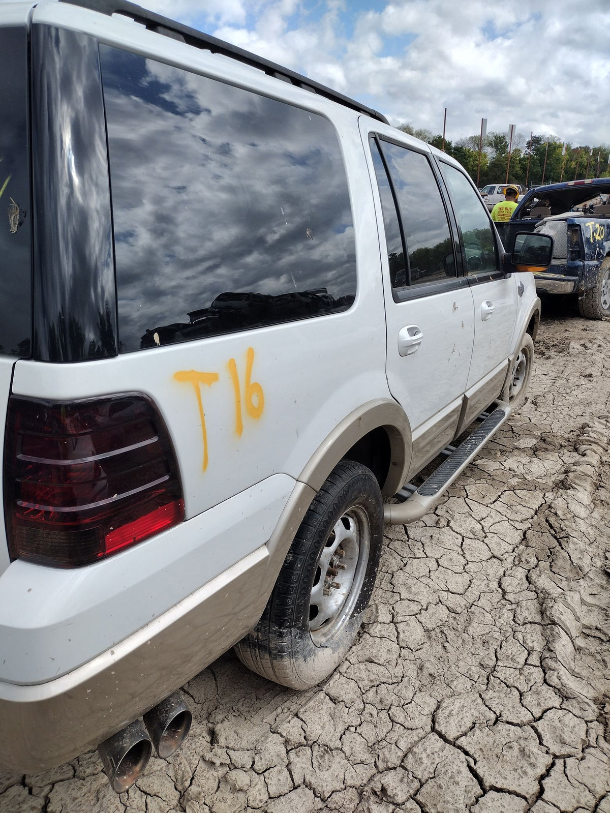 CA_VEHICLE_MEDIA:13262469893:3311399334