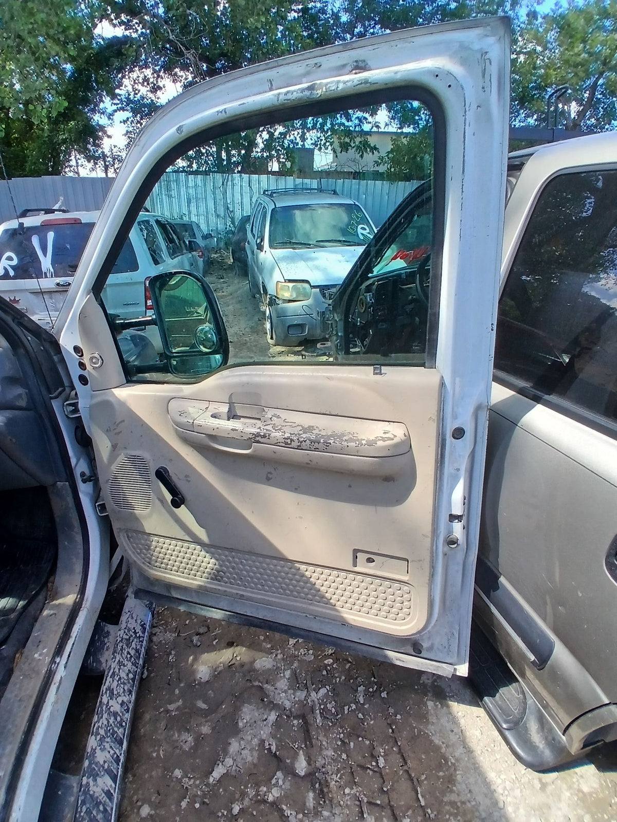 CA_VEHICLE_MEDIA:13262469895:3311696804