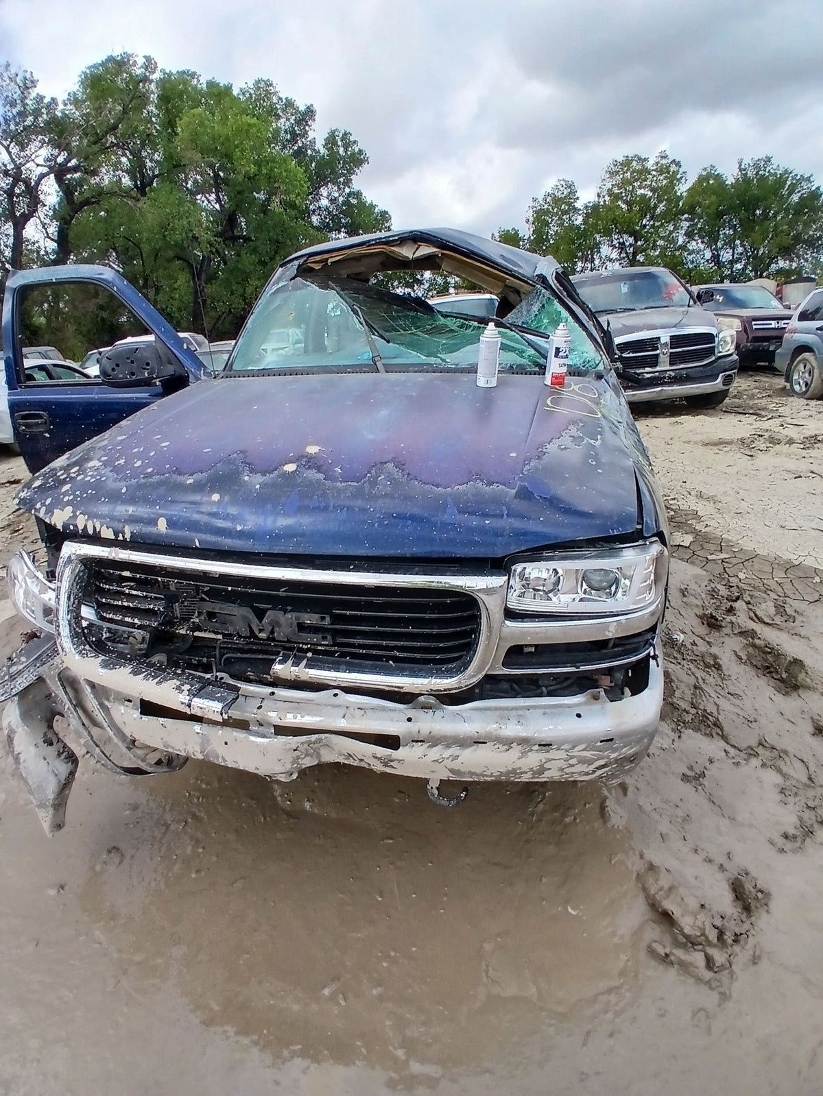 CA_VEHICLE_MEDIA:13262469915:3311379615