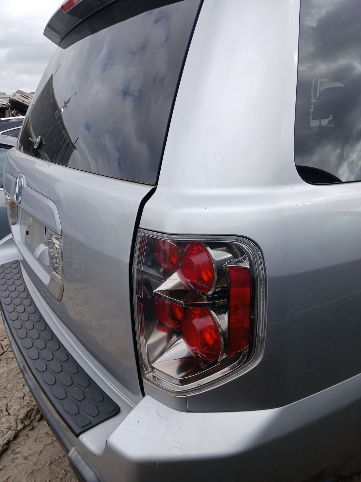 CA_VEHICLE_MEDIA:13262469918:3311243729