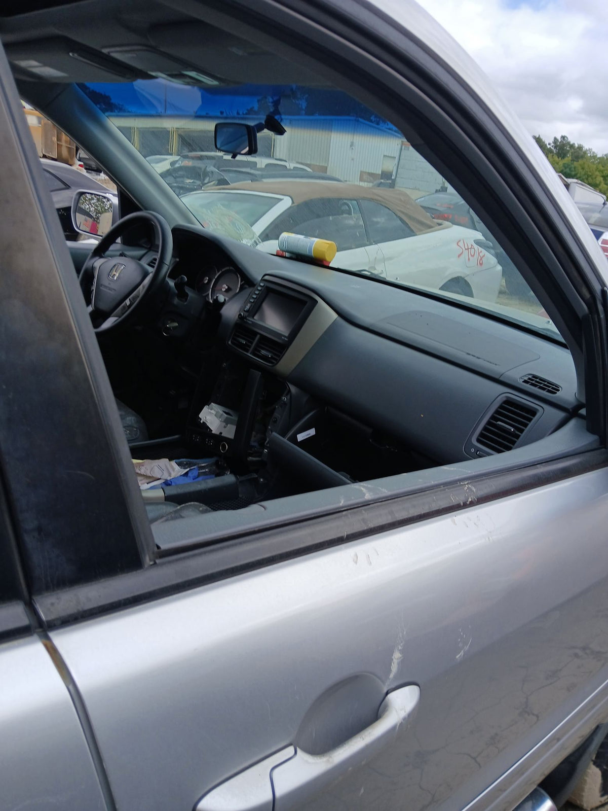 CA_VEHICLE_MEDIA:13262469918:3311244644