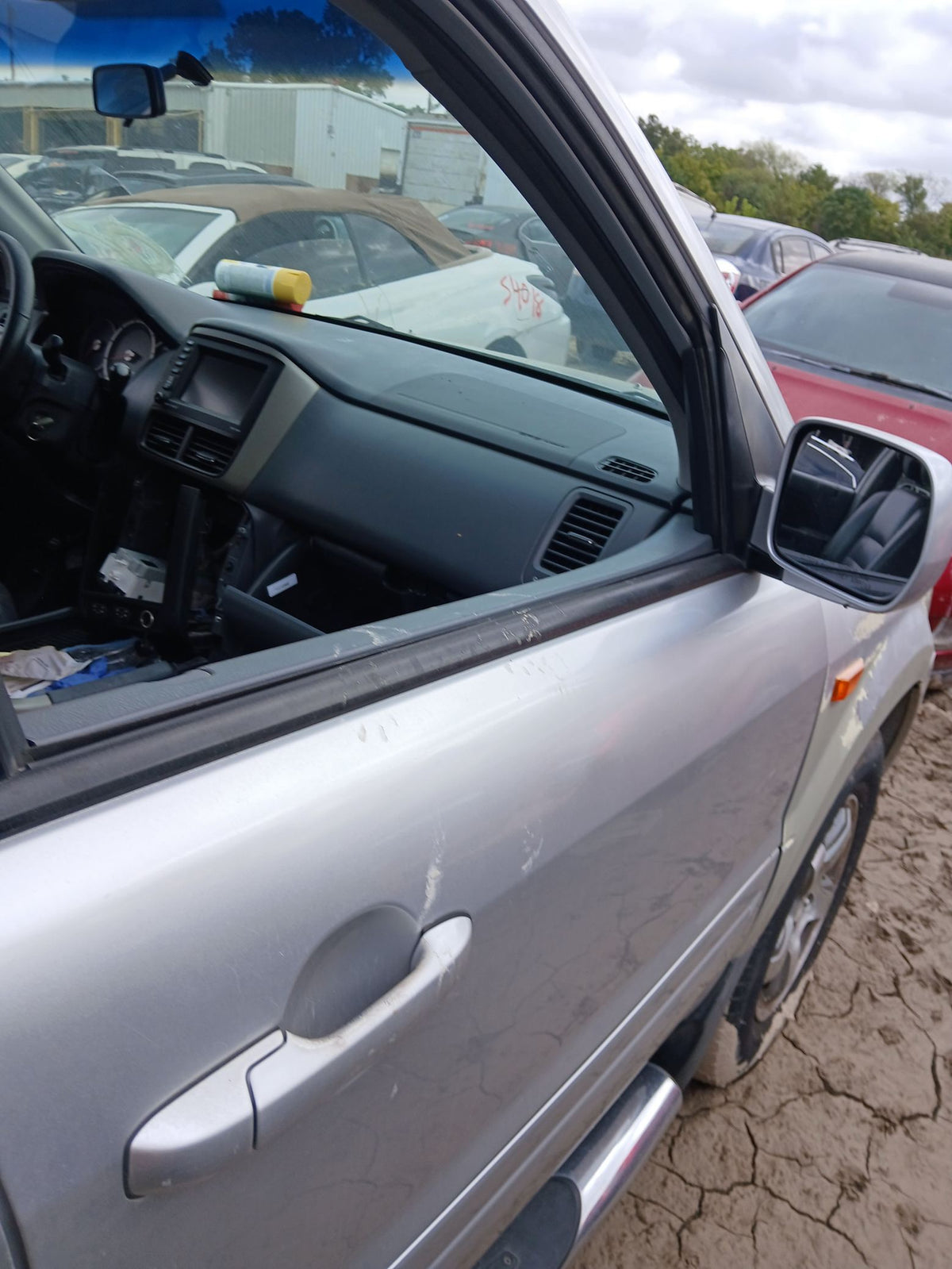 CA_VEHICLE_MEDIA:13262469918:3311244699