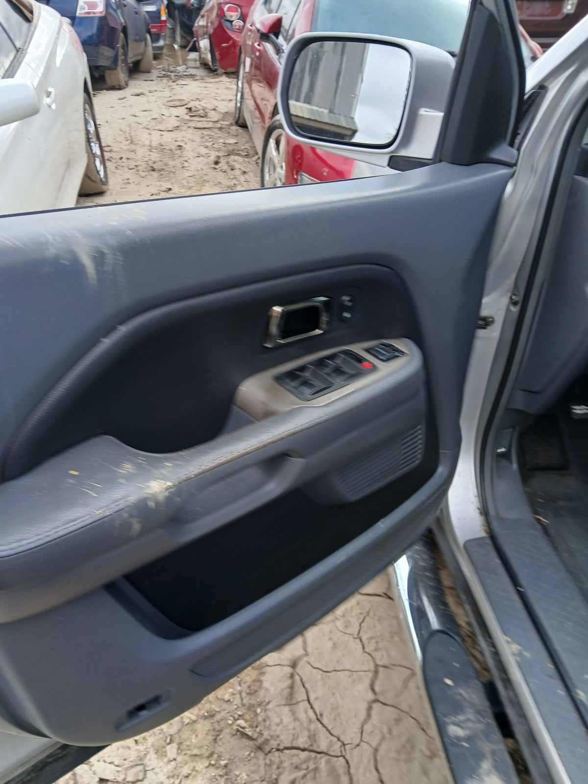 CA_VEHICLE_MEDIA:13262469918:3311247222