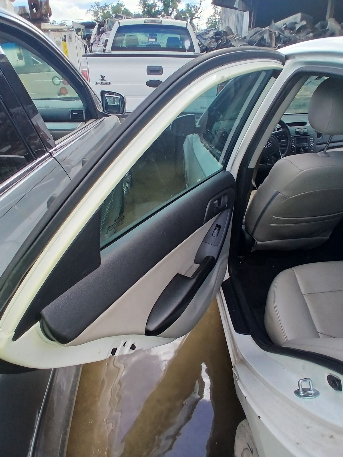 CA_VEHICLE_MEDIA:13262469923:3311968795
