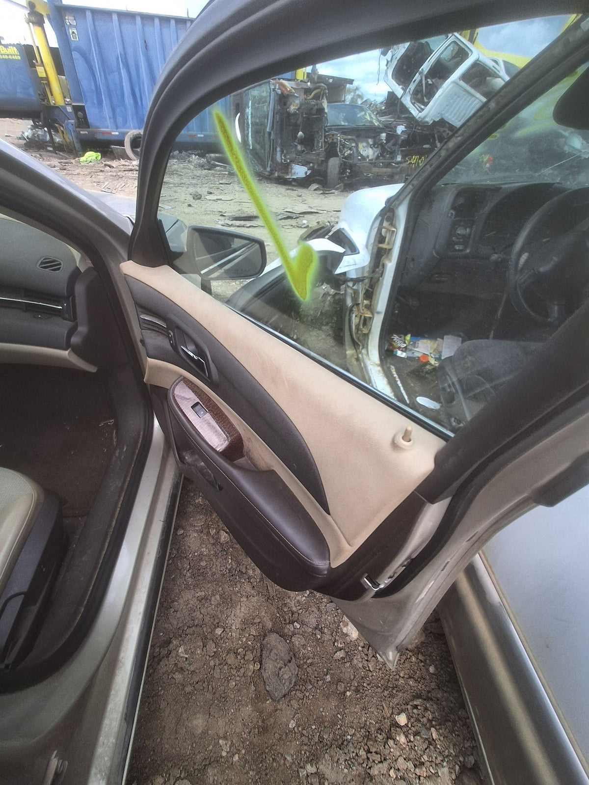 CA_VEHICLE_MEDIA:13262471120:3314155971