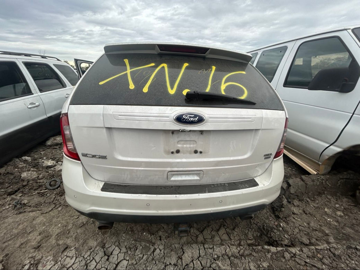 CA_VEHICLE_MEDIA:13262471126:3322460083