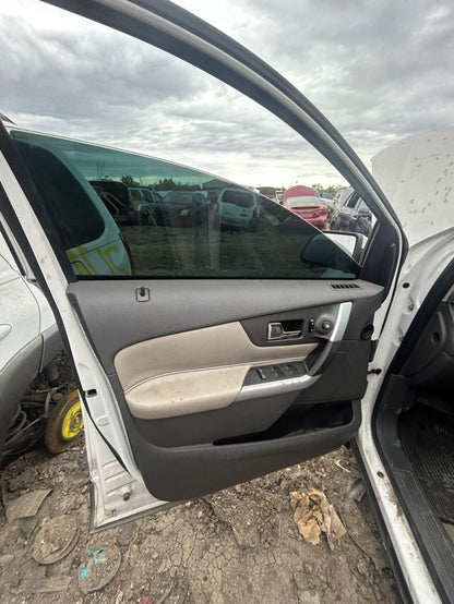 CA_VEHICLE_MEDIA:13262471126:3322460213
