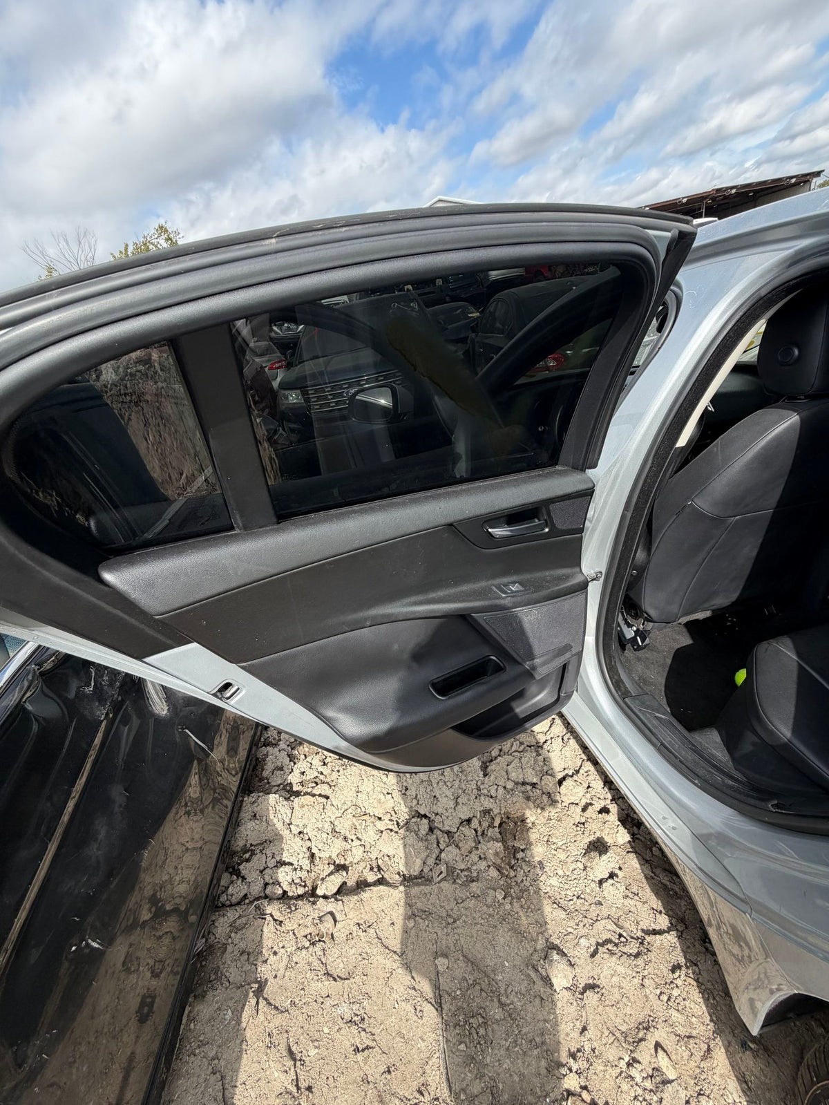 CA_VEHICLE_MEDIA:13262480943:3311766706