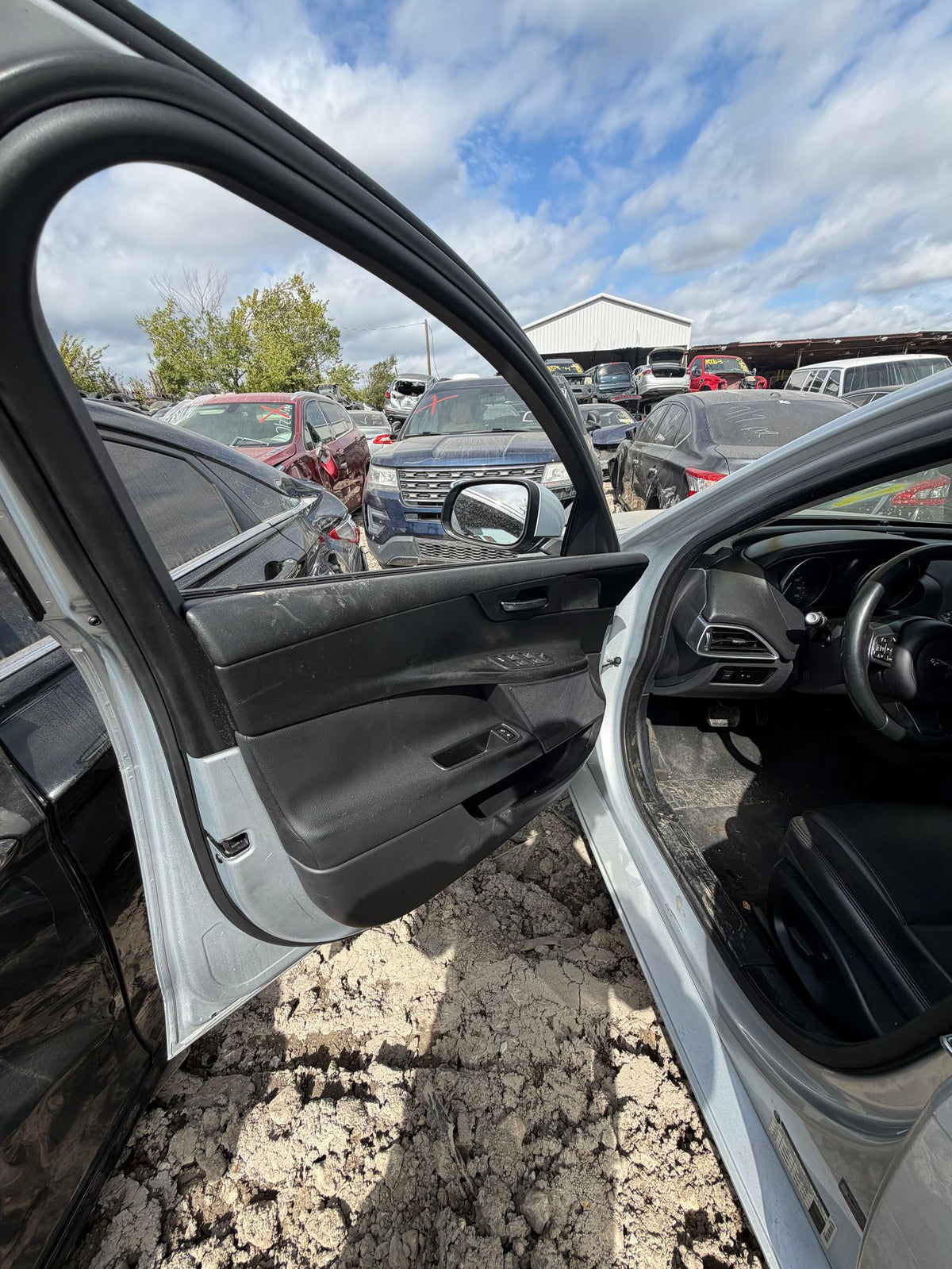 CA_VEHICLE_MEDIA:13262480943:3311774259