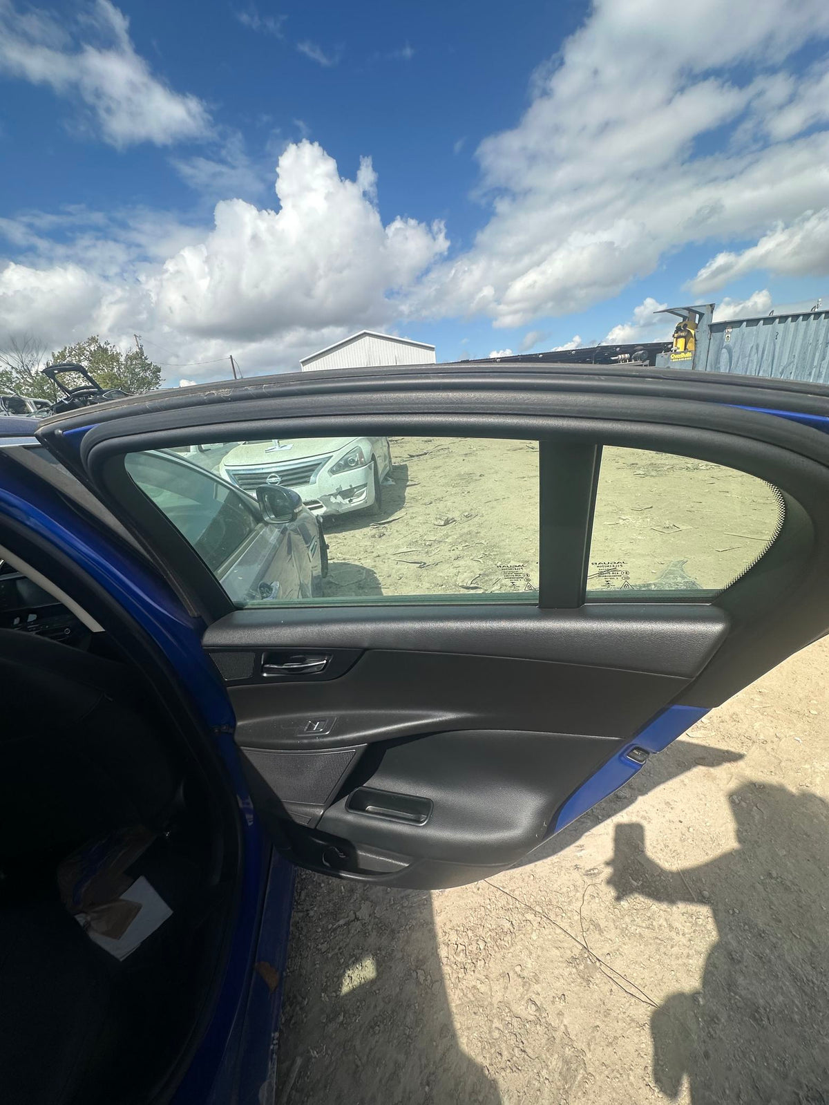 CA_VEHICLE_MEDIA:13262480944:3317544218