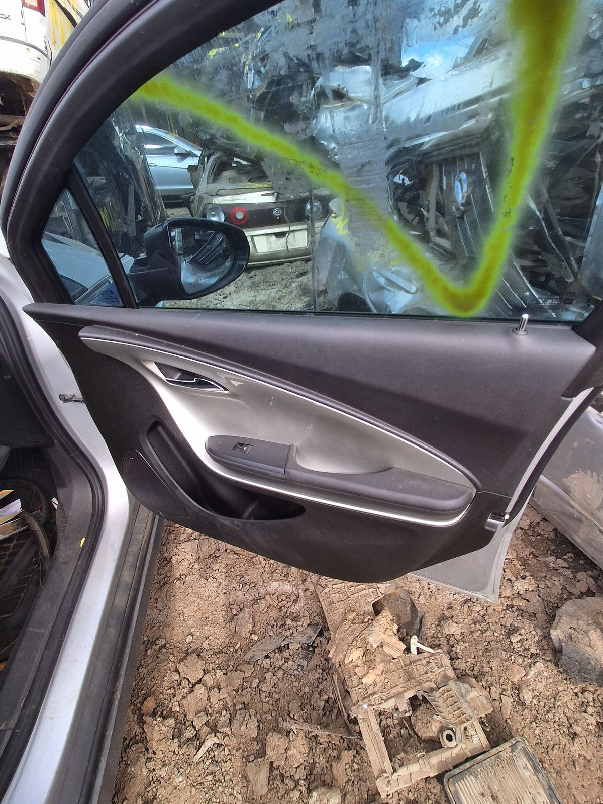 CA_VEHICLE_MEDIA:13262480946:3313847803