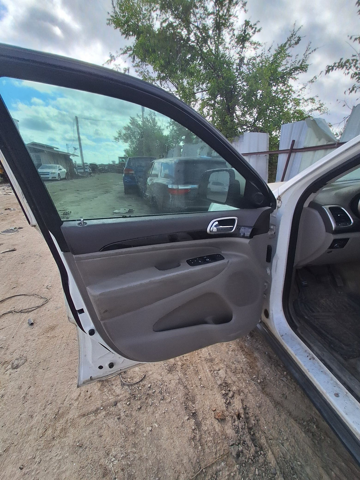 CA_VEHICLE_MEDIA:13262480947:3313627026