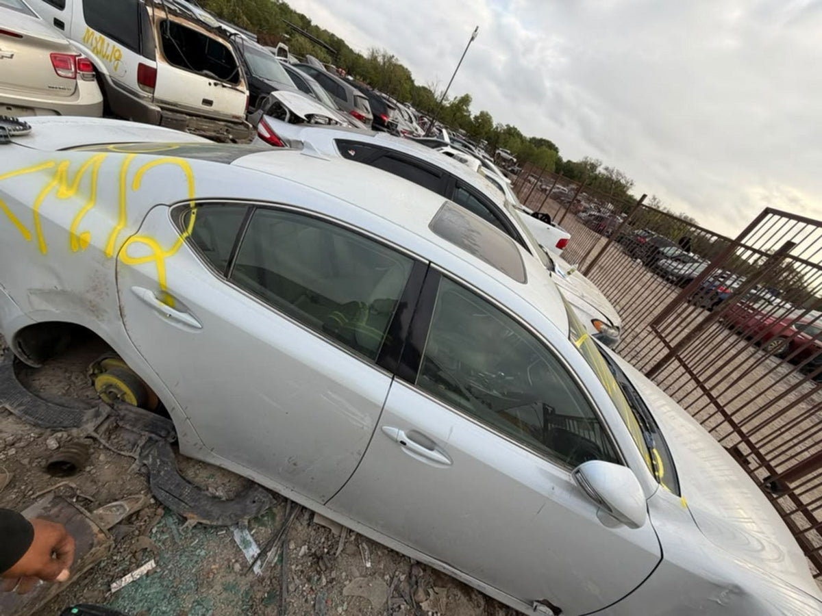 CA_VEHICLE_MEDIA:13262511371:3314016318