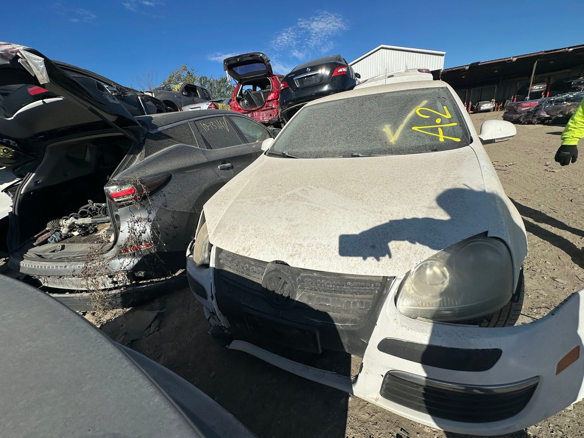CA_VEHICLE_MEDIA:13323086782:3329336321